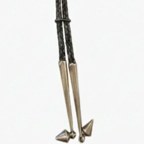 Vintage sterling silver and turquoise Native American bolo tie by Raymond Yazzie - Picture 7 of 8